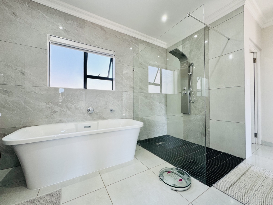 4 Bedroom Property for Sale in Magalieskruin Gauteng