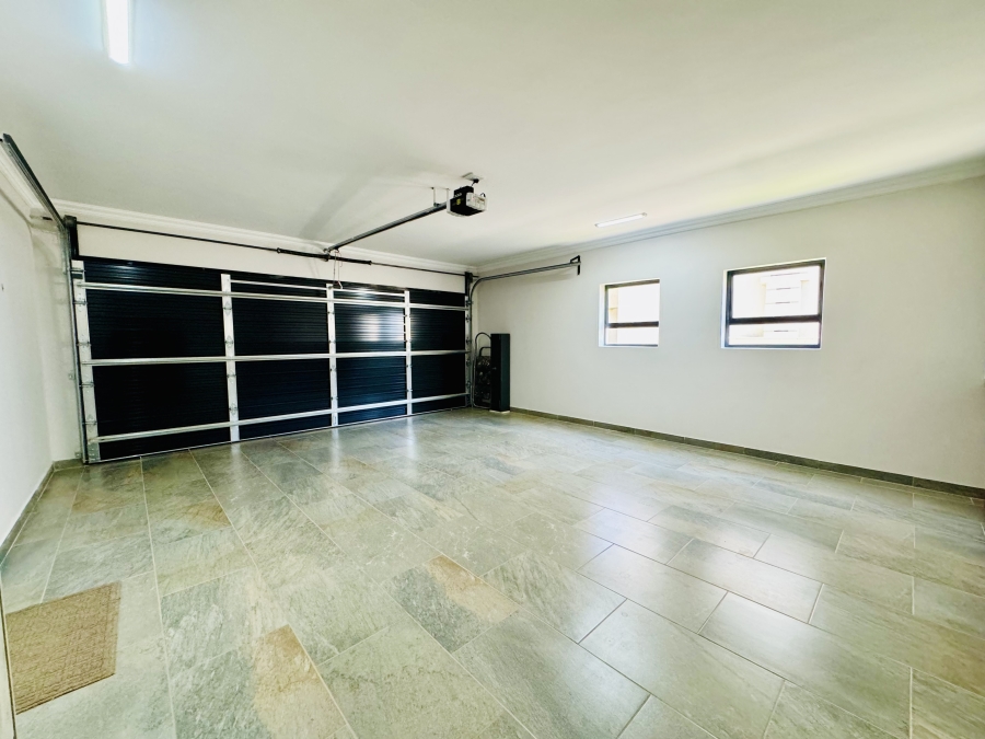 4 Bedroom Property for Sale in Magalieskruin Gauteng