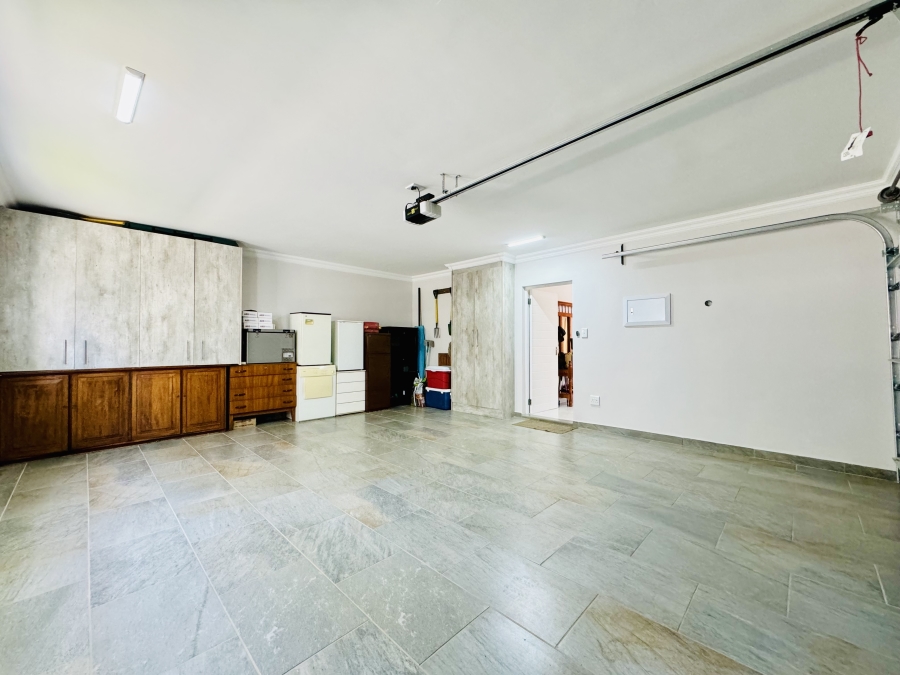 4 Bedroom Property for Sale in Magalieskruin Gauteng