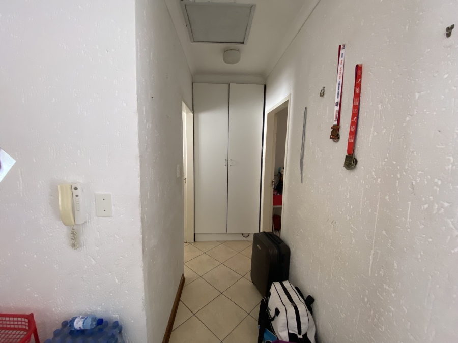 1 Bedroom Property for Sale in Rensburg Gauteng