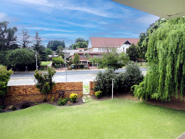 3 Bedroom Property for Sale in Waverley Gauteng