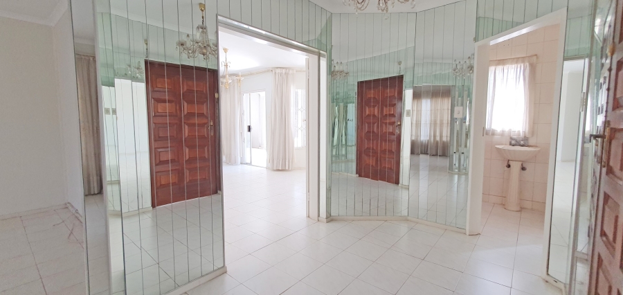 4 Bedroom Property for Sale in Westcliff Gauteng