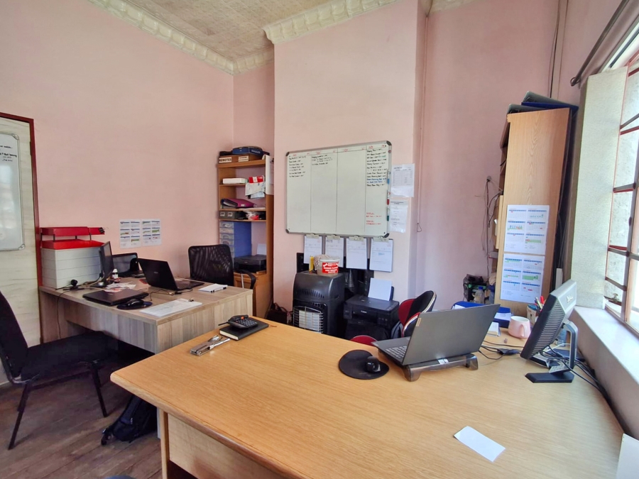 5 Bedroom Property for Sale in Florida Gauteng