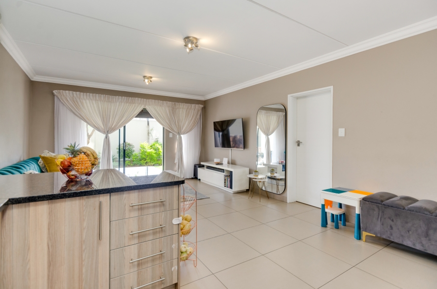 3 Bedroom Property for Sale in Broadacres Gauteng