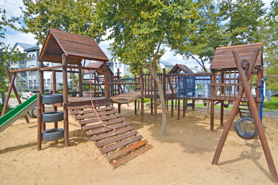 3 Bedroom Property for Sale in Broadacres Gauteng