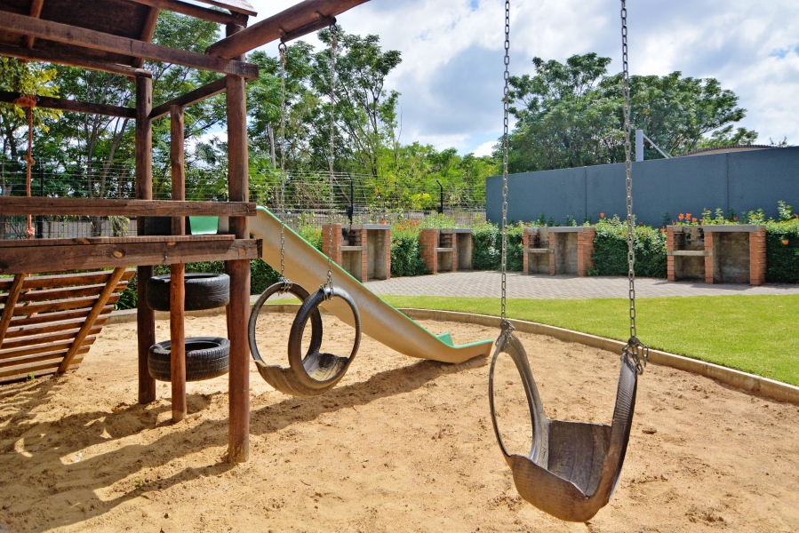 3 Bedroom Property for Sale in Broadacres Gauteng