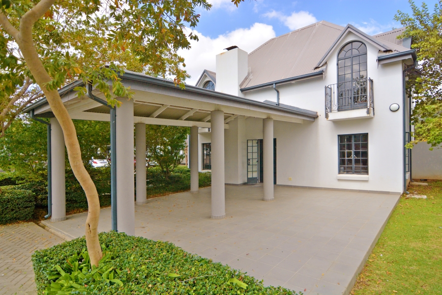 3 Bedroom Property for Sale in Broadacres Gauteng