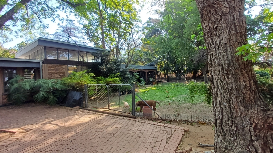 7 Bedroom Property for Sale in Heatherdale AH Gauteng