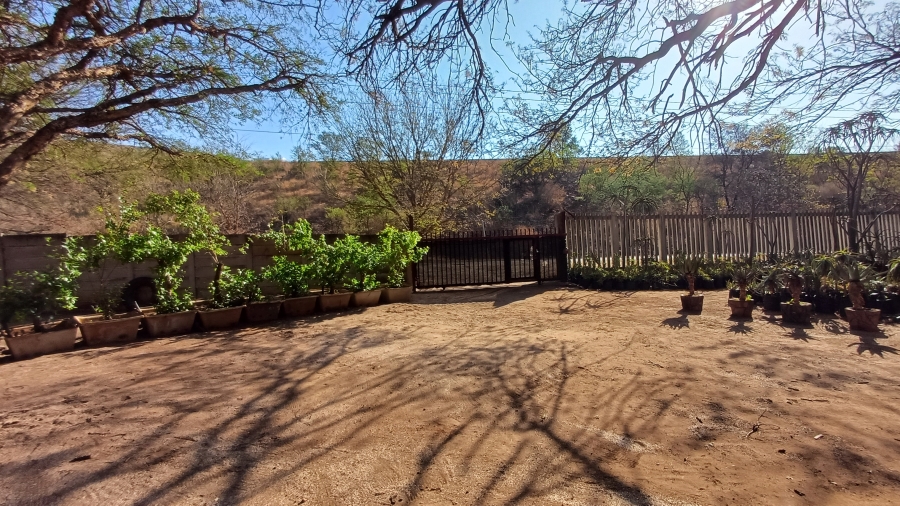 7 Bedroom Property for Sale in Heatherdale AH Gauteng