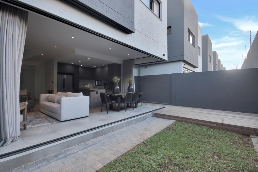 4 Bedroom Property for Sale in Bryanston Gauteng