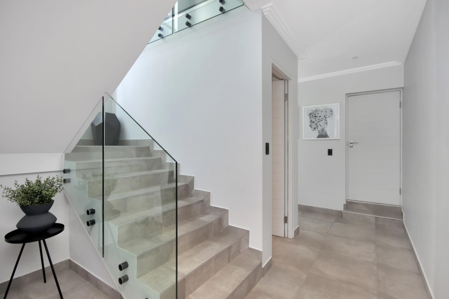 4 Bedroom Property for Sale in Bryanston Gauteng