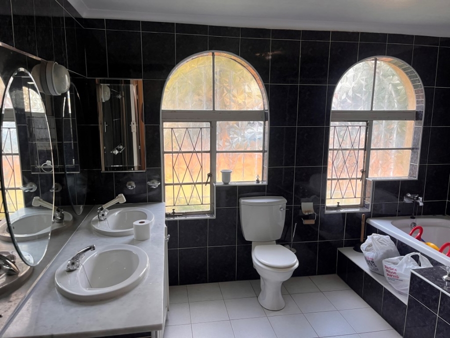 3 Bedroom Property for Sale in Bagleyston Gauteng