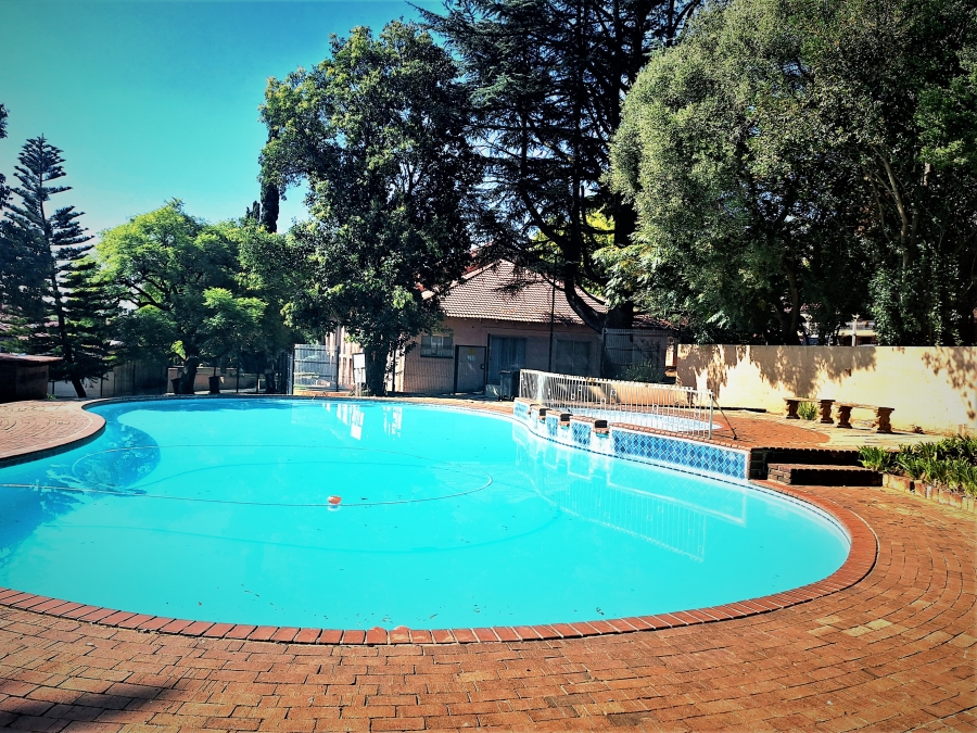1 Bedroom Property for Sale in Albertville Gauteng