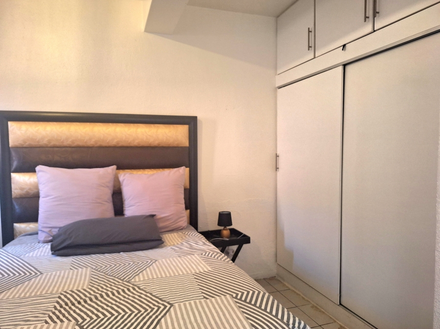 1 Bedroom Property for Sale in Albertville Gauteng