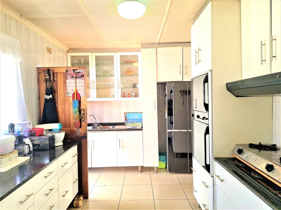 4 Bedroom Property for Sale in Albertville Gauteng