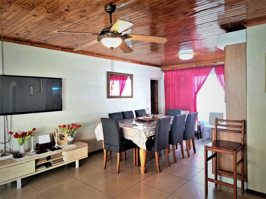 4 Bedroom Property for Sale in Albertville Gauteng