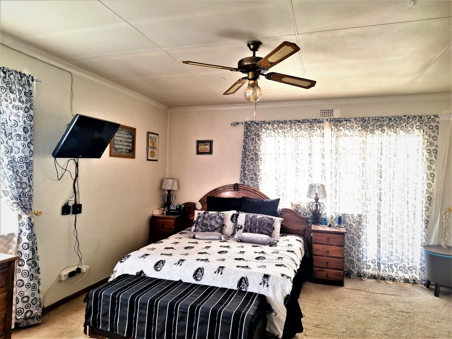 4 Bedroom Property for Sale in Albertville Gauteng