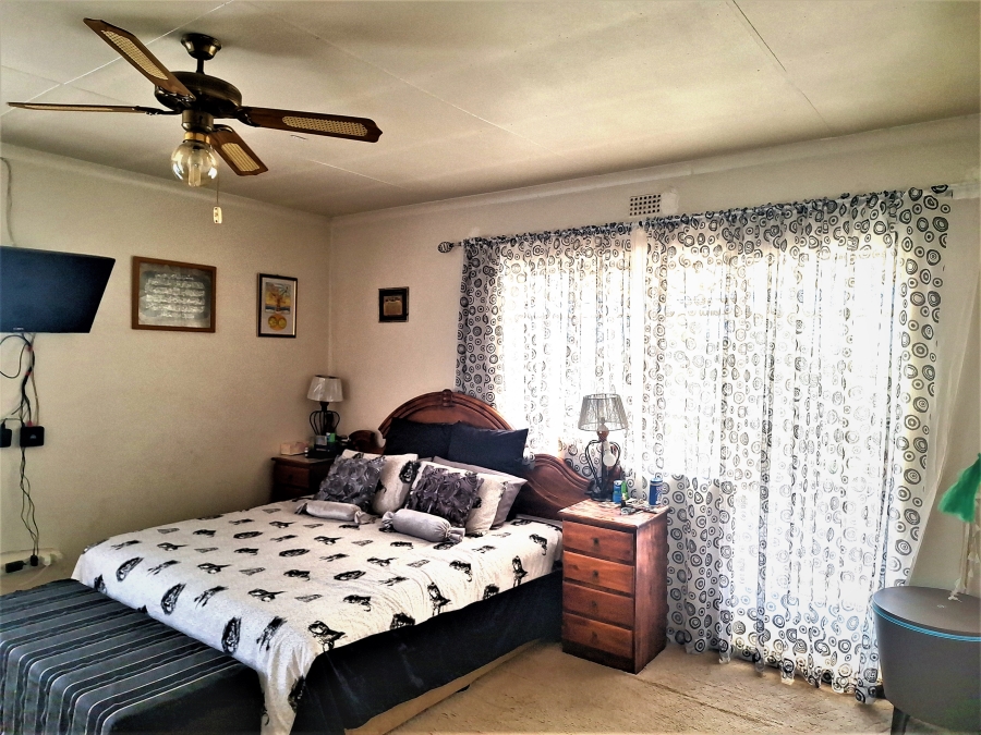 4 Bedroom Property for Sale in Albertville Gauteng