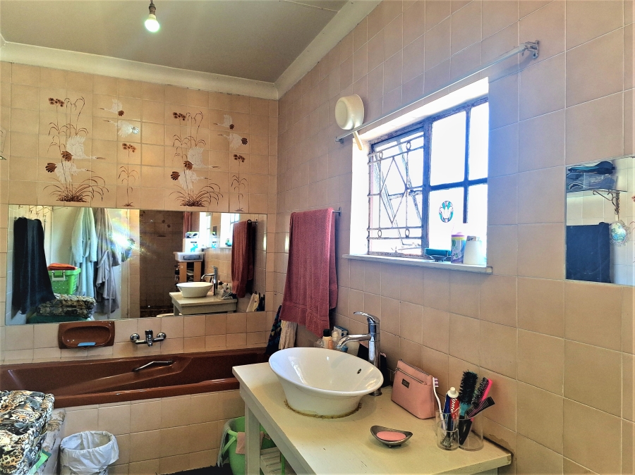 4 Bedroom Property for Sale in Albertville Gauteng