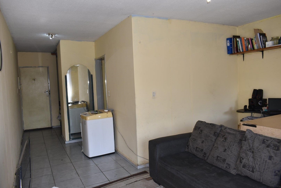 1 Bedroom Property for Sale in Pretoria Central Gauteng