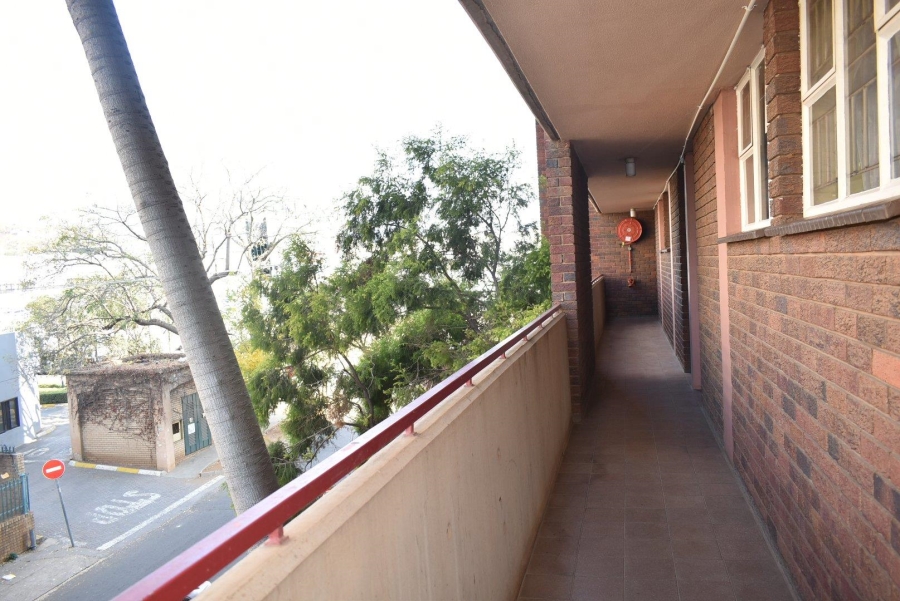 1 Bedroom Property for Sale in Pretoria Central Gauteng
