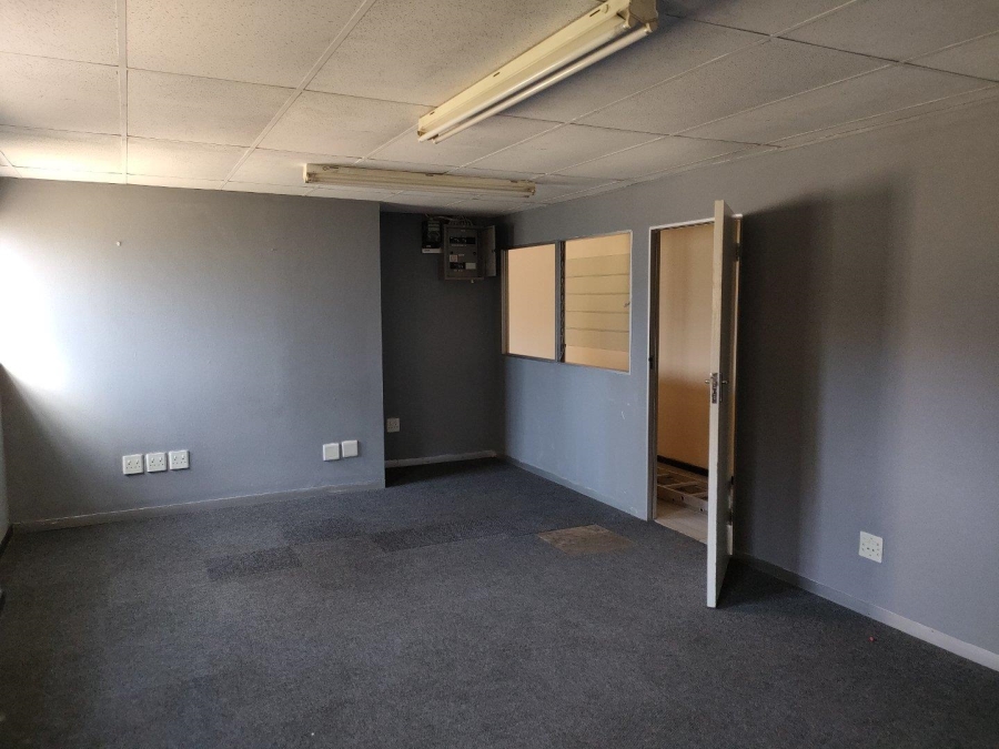 To Let commercial Property for Rent in Strijdom Park Gauteng