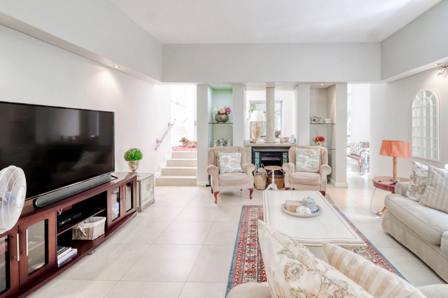 4 Bedroom Property for Sale in Fourways Gardens Gauteng