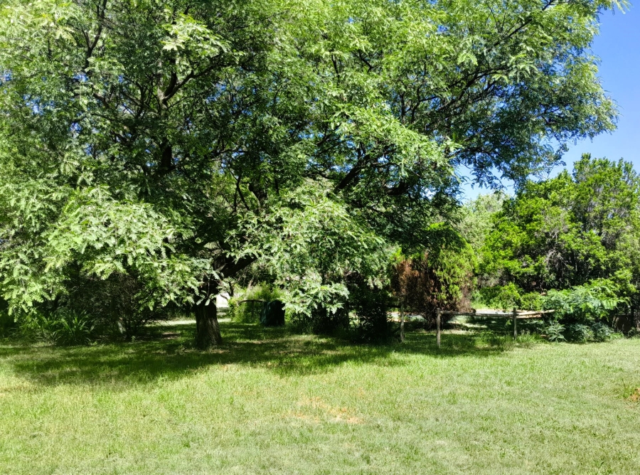 7 Bedroom Property for Sale in Glen Austin Gauteng