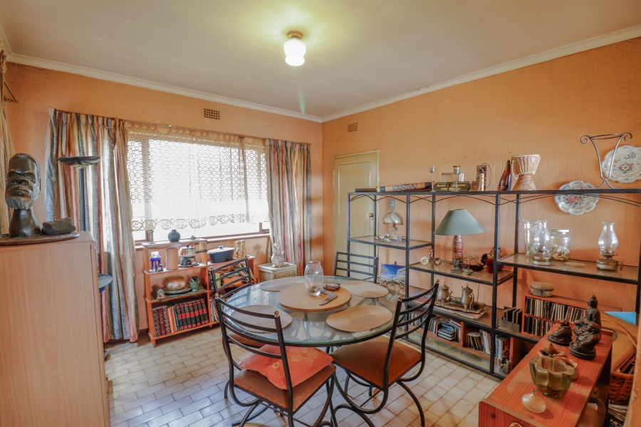 7 Bedroom Property for Sale in Glen Austin Gauteng