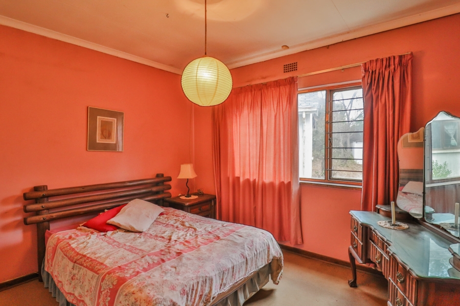 7 Bedroom Property for Sale in Glen Austin Gauteng