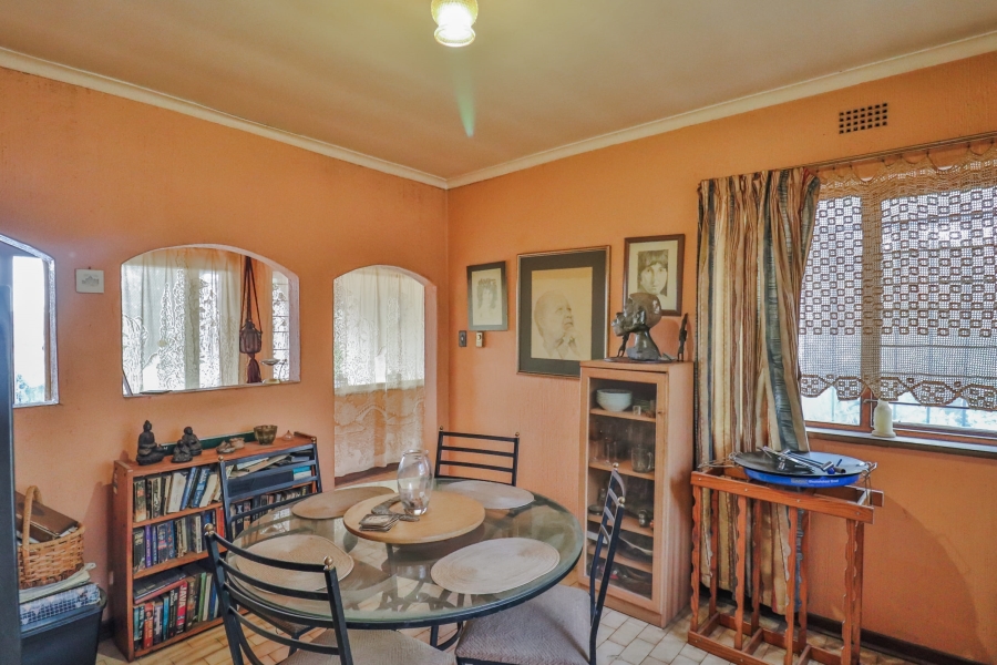 7 Bedroom Property for Sale in Glen Austin Gauteng