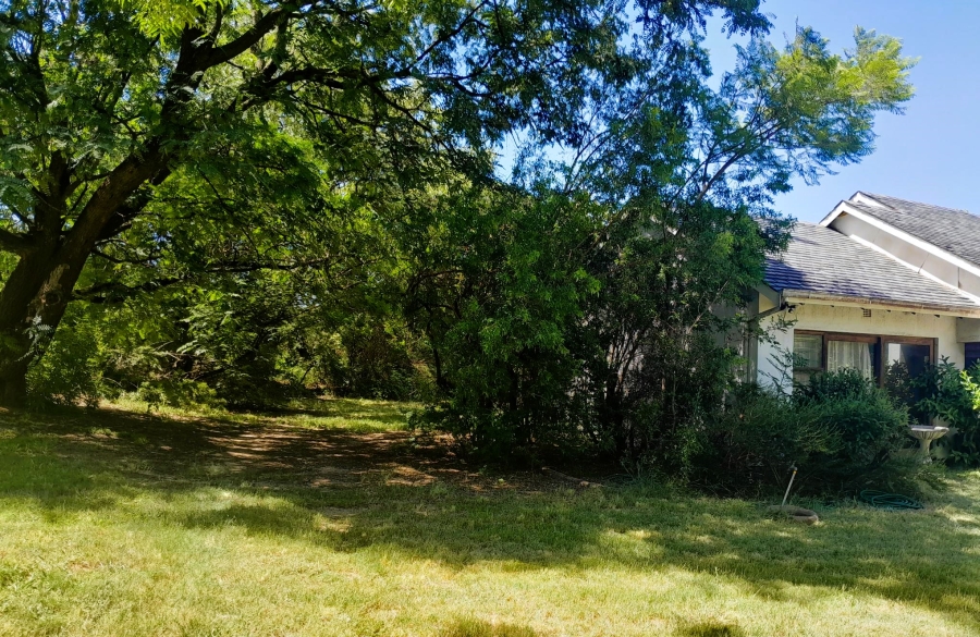 7 Bedroom Property for Sale in Glen Austin Gauteng