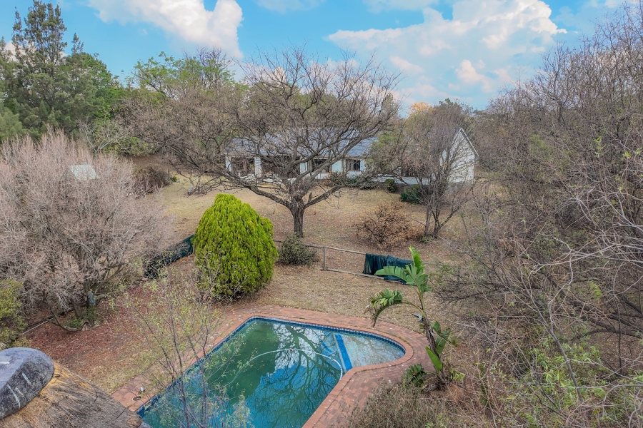 7 Bedroom Property for Sale in Glen Austin Gauteng