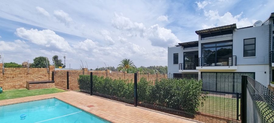 3 Bedroom Property for Sale in Ebotse Golf Estate Gauteng