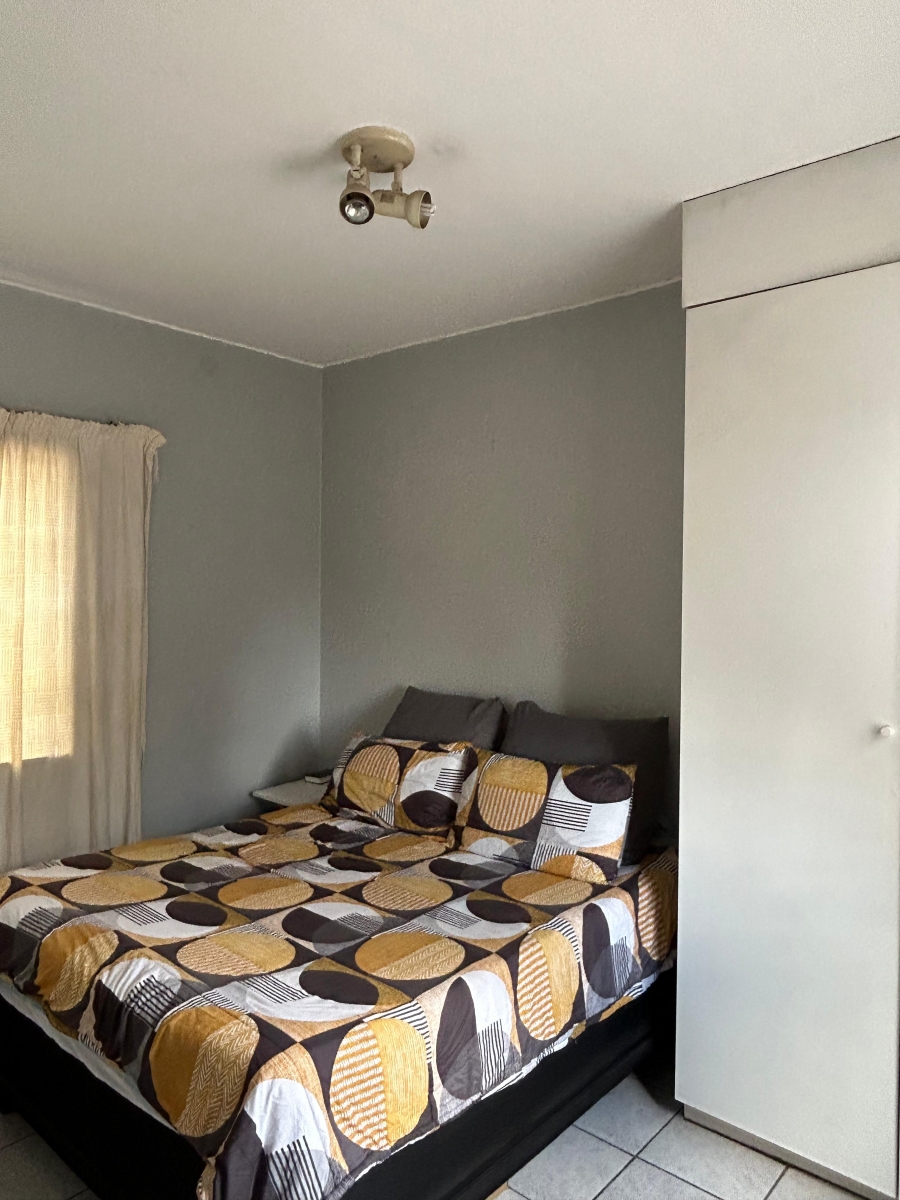1 Bedroom Property for Sale in Sharonlea Gauteng