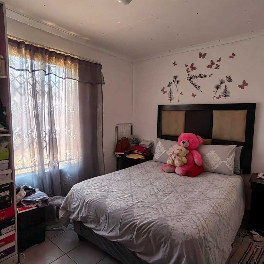 2 Bedroom Property for Sale in Savanna City Gauteng