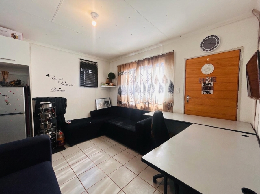 2 Bedroom Property for Sale in Savanna City Gauteng