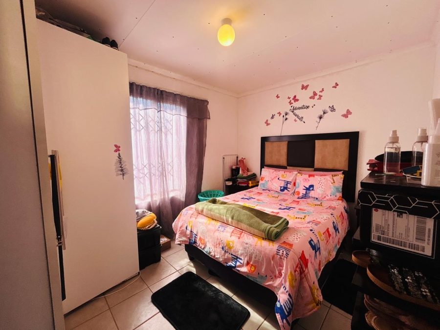 2 Bedroom Property for Sale in Savanna City Gauteng