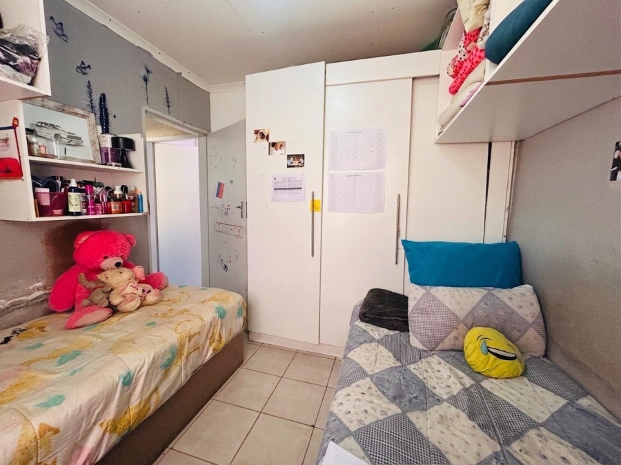 2 Bedroom Property for Sale in Savanna City Gauteng