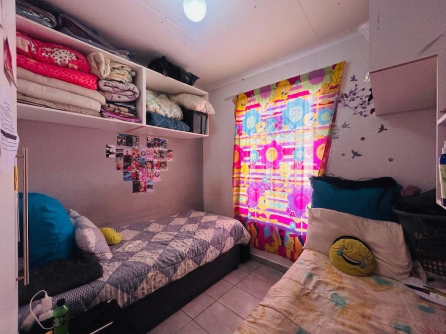 2 Bedroom Property for Sale in Savanna City Gauteng