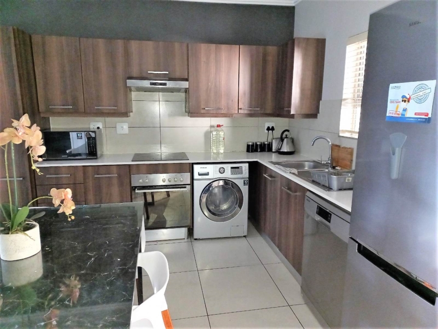 2 Bedroom Property for Sale in Sandown Gauteng
