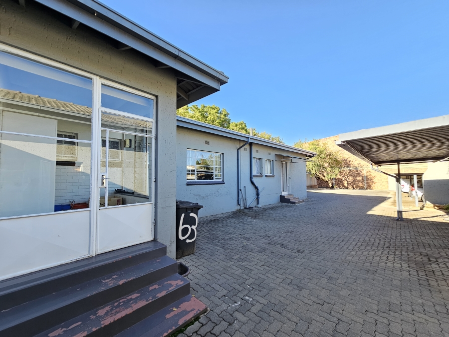 Commercial Property for Sale in New Redruth Gauteng