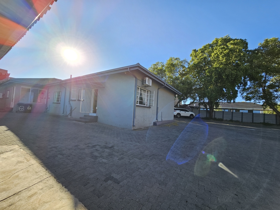Commercial Property for Sale in New Redruth Gauteng