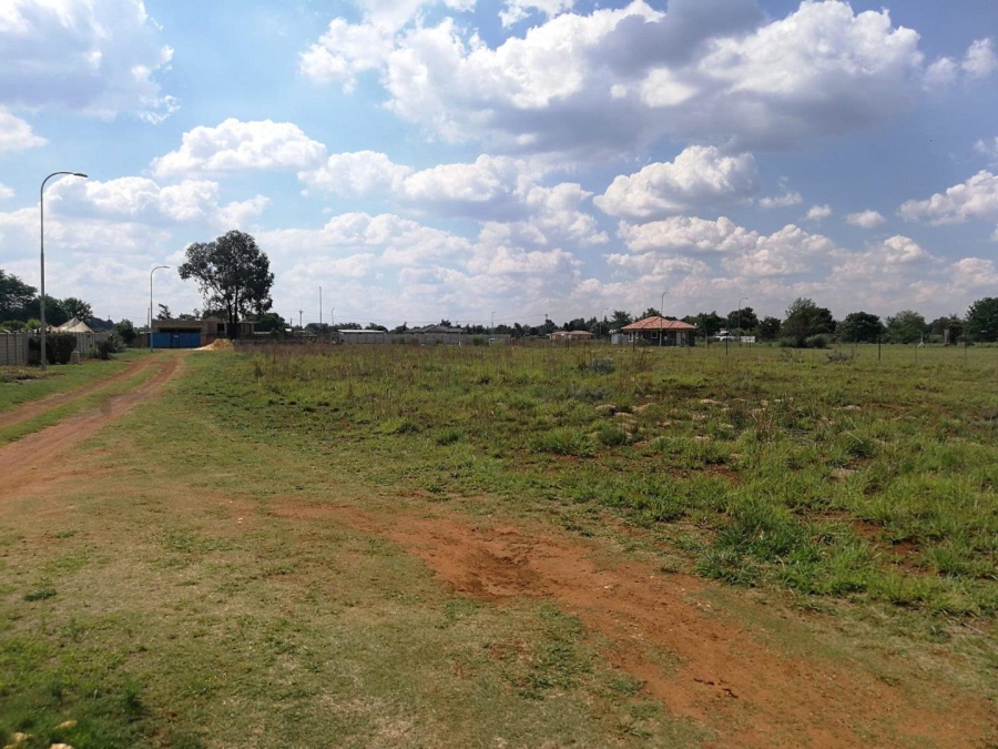0 Bedroom Property for Sale in Kookrus Gauteng