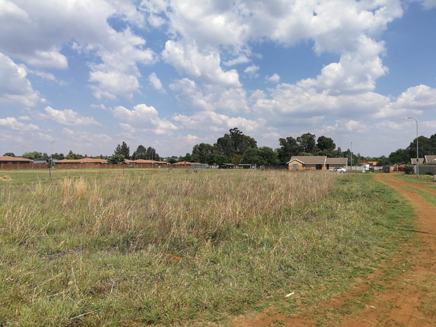 0 Bedroom Property for Sale in Kookrus Gauteng
