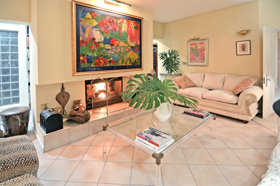 6 Bedroom Property for Sale in Bryanston Gauteng