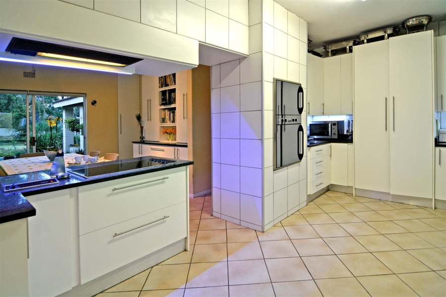 6 Bedroom Property for Sale in Bryanston Gauteng