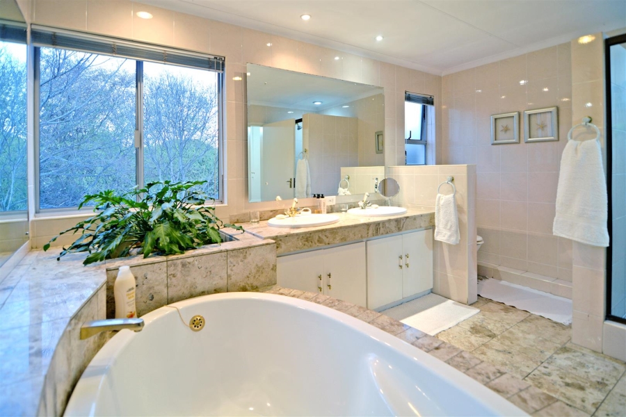 6 Bedroom Property for Sale in Bryanston Gauteng