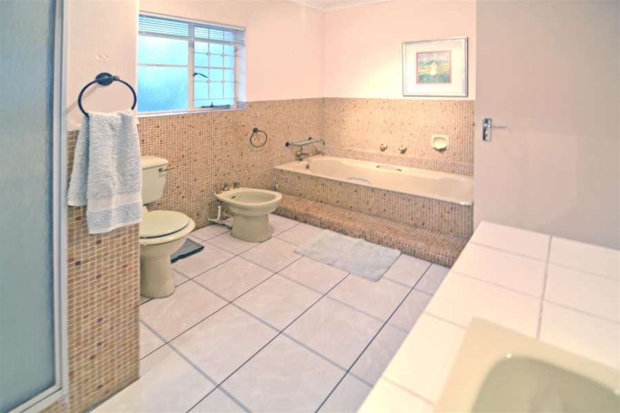 6 Bedroom Property for Sale in Bryanston Gauteng