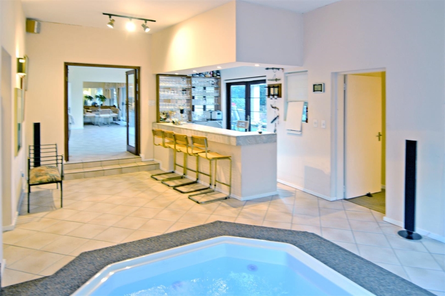 6 Bedroom Property for Sale in Bryanston Gauteng